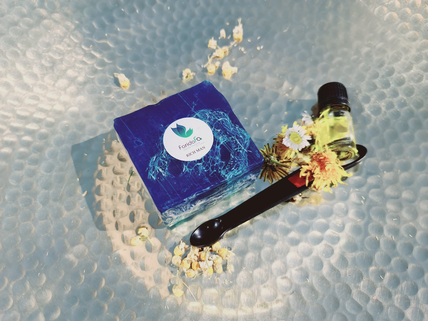 Rich Man Natural Handmade Loofah Soap